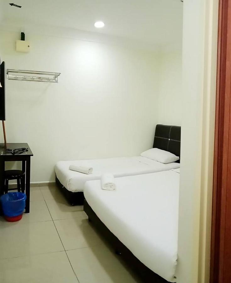 Cattleya Glory Hotel